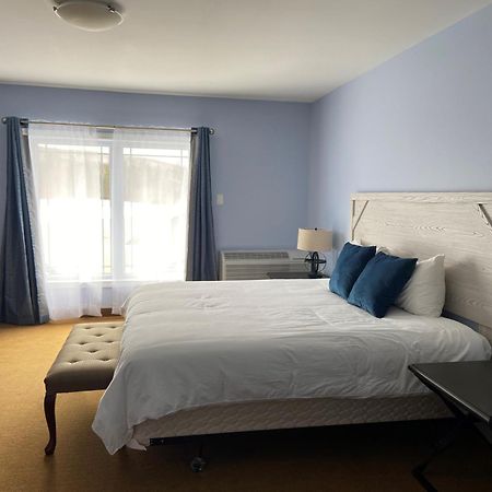 The Lakes At Ben Eoin Golf Club & Resort Sydney Forks 외부 사진