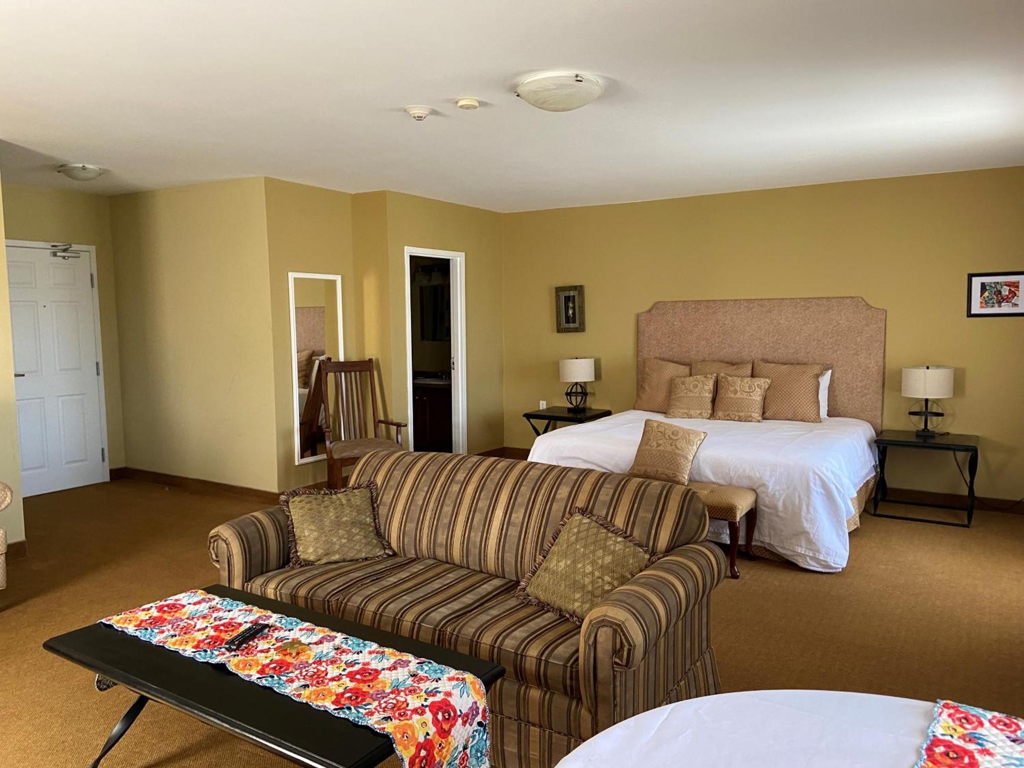 The Lakes At Ben Eoin Golf Club & Resort Sydney Forks 외부 사진